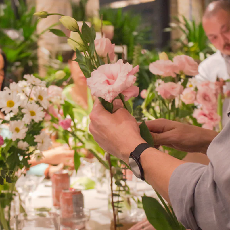 Needle Mountain Flower Arrangement Holder