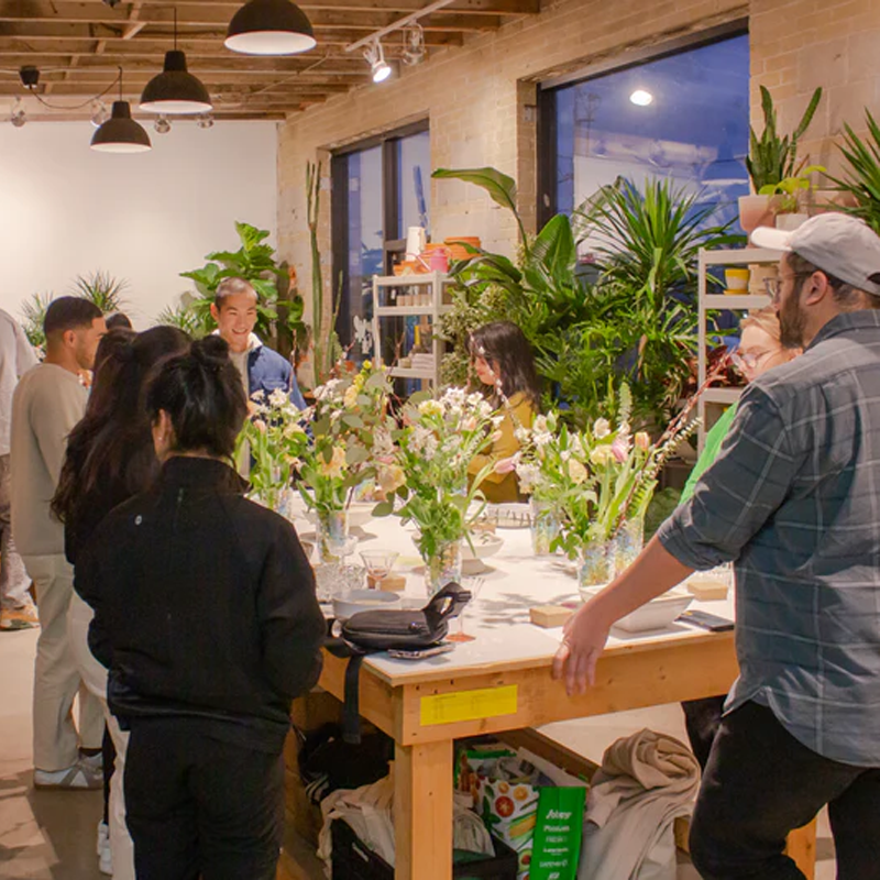 Needle Mountain Flower Arrangement Holder