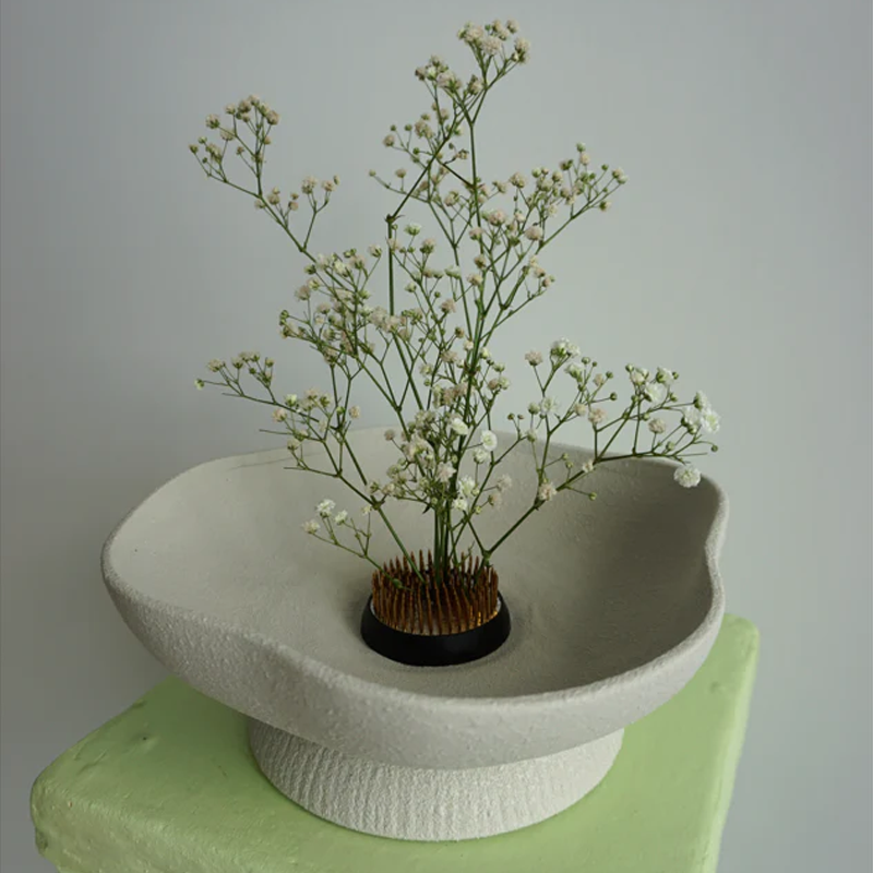 Needle Mountain Flower Arrangement Holder