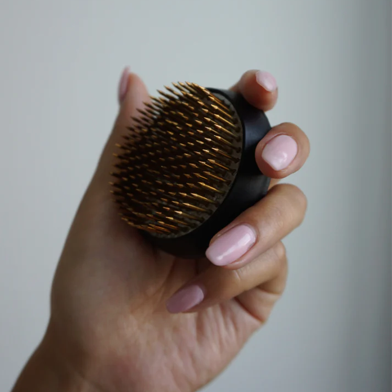 Needle Mountain Flower Arrangement Holder